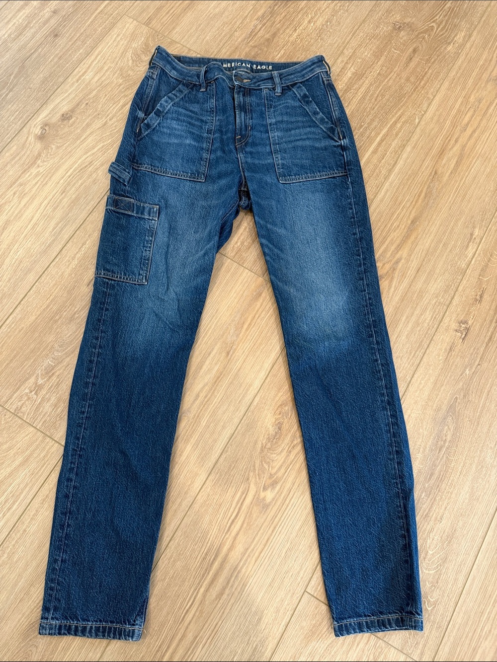 American Eagle Outfitters Women's mom jeans, Straight Leg Jeans 8, x-long